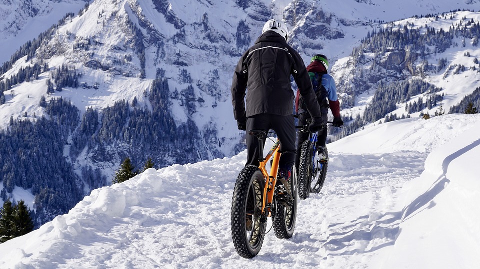 jízda v zimě v horách